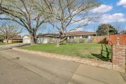 2300 Homewood Way, Carmichael, CA 95608 - Photo 3