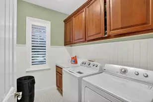 8006 N Linda Isle Ln, Sacramento, CA 95831 - Photo 31