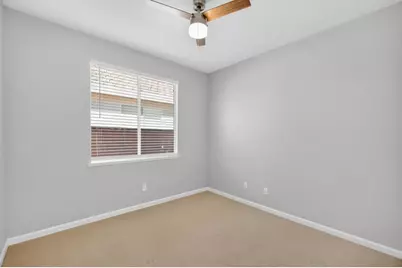 9393 Canmoor Circle, Elk Grove, CA 95758 - Photo 31