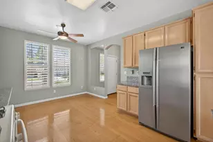 9393 Canmoor Cir, Elk Grove, CA 95758 - Photo 15