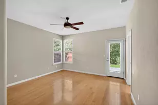 9393 Canmoor Cir, Elk Grove, CA 95758 - Photo 35