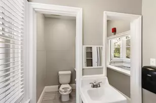 1123 D St, Sacramento, CA 95814 - Photo 59