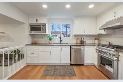 207 Redwood Avenue, Milpitas, CA 95035 - Photo 7