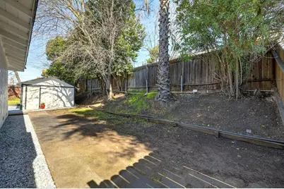 6211 Longmont Way, Carmichael, CA 95608 - Photo 39