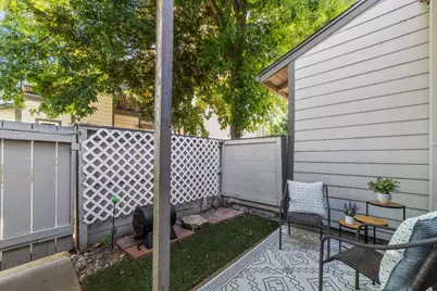 6233 Oak Valley Lane, Citrus Heights, CA 95621 - Photo 7