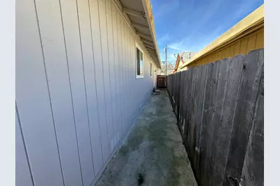 4005 35th Street, Sacramento, CA 95820 - Photo 39