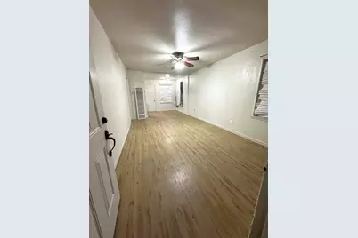 3331 E Clinton Avenue, Fresno, CA 93703 - Photo 5