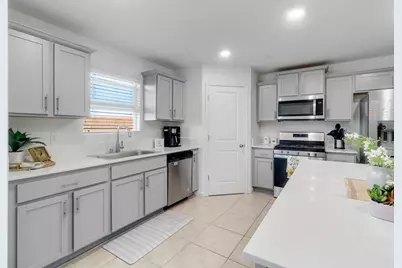 687 Jessie Drive, Merced, CA 95348 - Photo 13