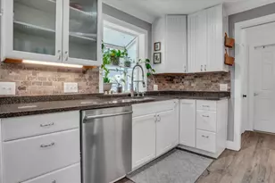 2331 E Woodson Rd, Acampo, CA 95220 - Photo 9