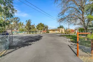 2331 E Woodson Rd, Acampo, CA 95220 - Photo 33