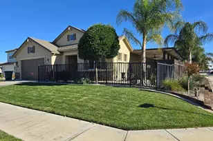 1613 Dolomite Ct, Los Banos, CA 93635 - Photo 3