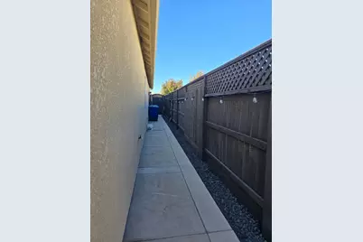 1613 Dolomite Court, Los Banos, CA 93635 - Photo 31