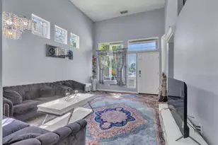 8809 Coral Berry Way, Elk Grove, CA 95624 - Photo 13