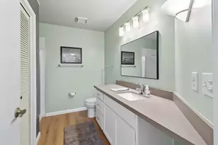 1932 University Park Dr, Sacramento, CA 95825 - Photo 31