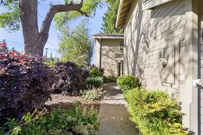 1932 University Park Drive, Sacramento, CA 95825 - Photo 3