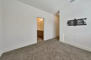 10569 Tenor Way, Elk Grove, CA 95757 - Photo 23