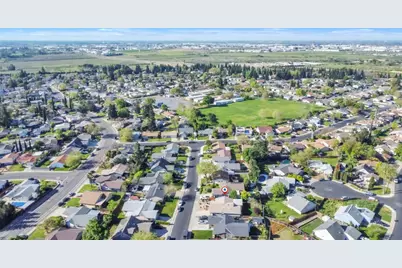 3914 Smithfield Way, Sacramento, CA 95826 - Photo 41