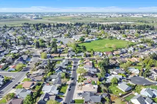 3914 Smithfield Way, Sacramento, CA 95826 - Photo 41