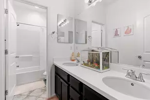 18200 Broadmoor Wy, Lathrop, CA 95330 - Photo 35