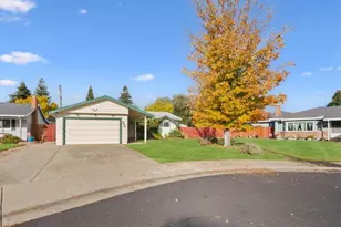 707 Jo Anne Ln, Roseville, CA 95678 - Photo 1