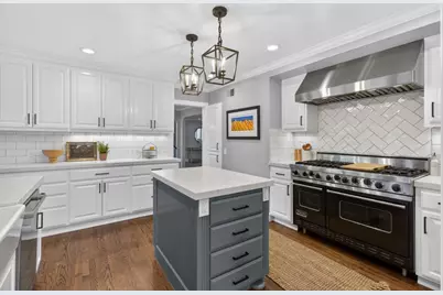 915 Coronado Boulevard, Sacramento, CA 95864 - Photo 21