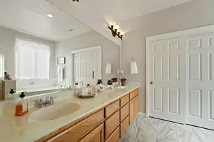 2043 Derrick Ave, Manteca, CA 95337 - Photo 21