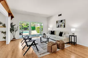 8310 Reed Ct, Sacramento, CA 95826 - Photo 9