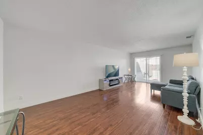 8205 Center Parkway, Sacramento, CA 95823 - Photo 9