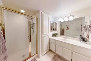 7340 Hamden Pl, Sacramento, CA 95842 - Photo 11