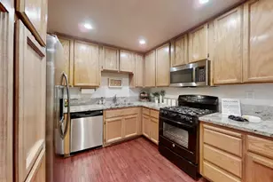 7340 Hamden Pl, Sacramento, CA 95842 - Photo 31