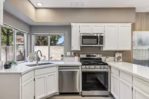 120 Elkins Cir, Folsom, CA 95630 - Photo 15