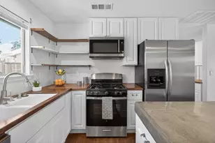 930 Circuit Dr, Roseville, CA 95678 - Photo 7