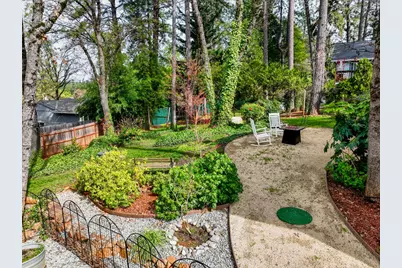 11818 Upper Circle Drive, Grass Valley, CA 95949 - Photo 21