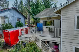 11818 Upper Cir Dr, Grass Valley, CA 95949 - Photo 31
