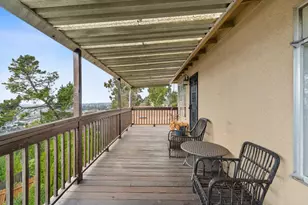 7565 Hillmont Dr, Oakland, CA 94605 - Photo 7