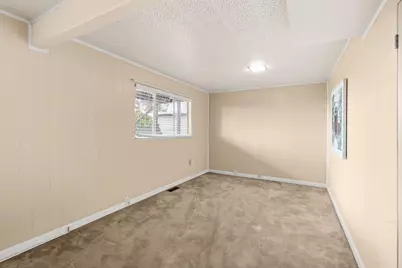 7565 Hillmont Drive, Oakland, CA 94605 - Photo 29