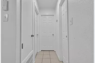 2926 Garrison Court, Stockton, CA 95207 - Photo 11