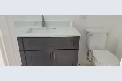 2926 Garrison Court, Stockton, CA 95207 - Photo 5