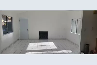 2926 Garrison Court, Stockton, CA 95207 - Photo 3