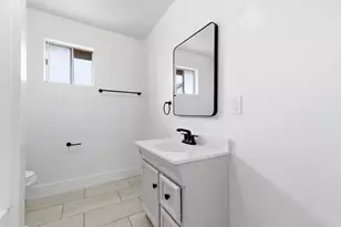 216 Decatur St, Bakersfield, CA 93308 - Photo 35