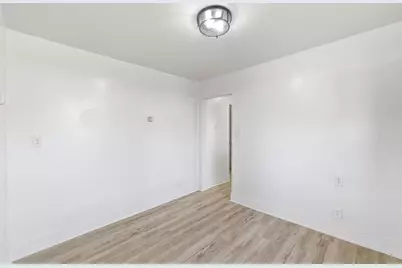 216 Decatur Street, Bakersfield, CA 93308 - Photo 15