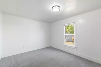 216 Decatur Street, Bakersfield, CA 93308 - Photo 31