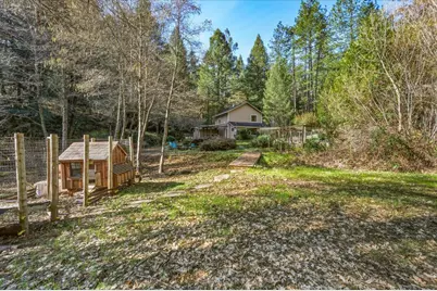 13999 Fifield Road, Grass Valley, CA 95945 - Photo 35