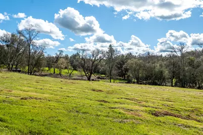10925 Joeger Road, Auburn, CA 95602 - Photo 21