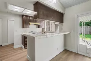 1150 Rosa Del Rio Way, Sacramento, CA 95822 - Photo 13