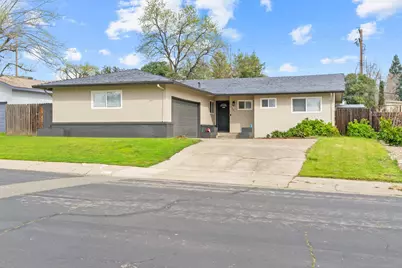 136 Penaranda Drive, Folsom, CA 95630 - Photo 5