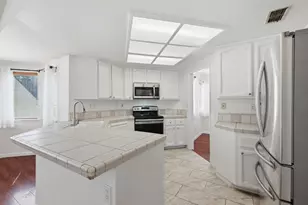 9004 Crofton Ct, Sacramento, CA 95829 - Photo 9