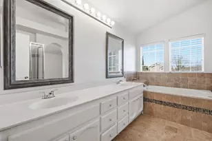 9004 Crofton Ct, Sacramento, CA 95829 - Photo 25