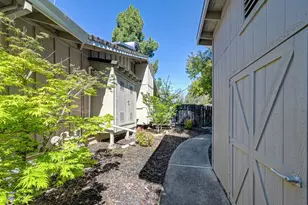 6730 Lakeview Dr, Carmichael, CA 95608 - Photo 45