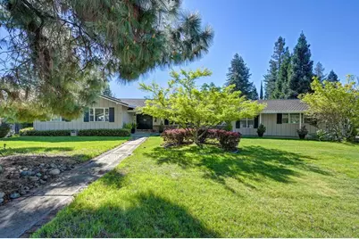 6730 Lakeview Drive, Carmichael, CA 95608 - Photo 15